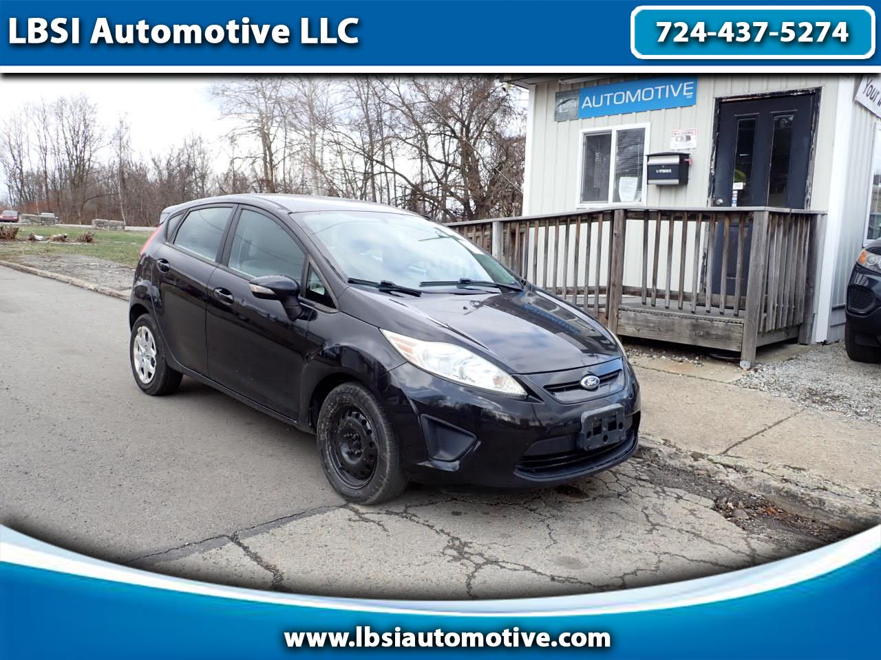 2013 Ford Fiesta SE Hatchback