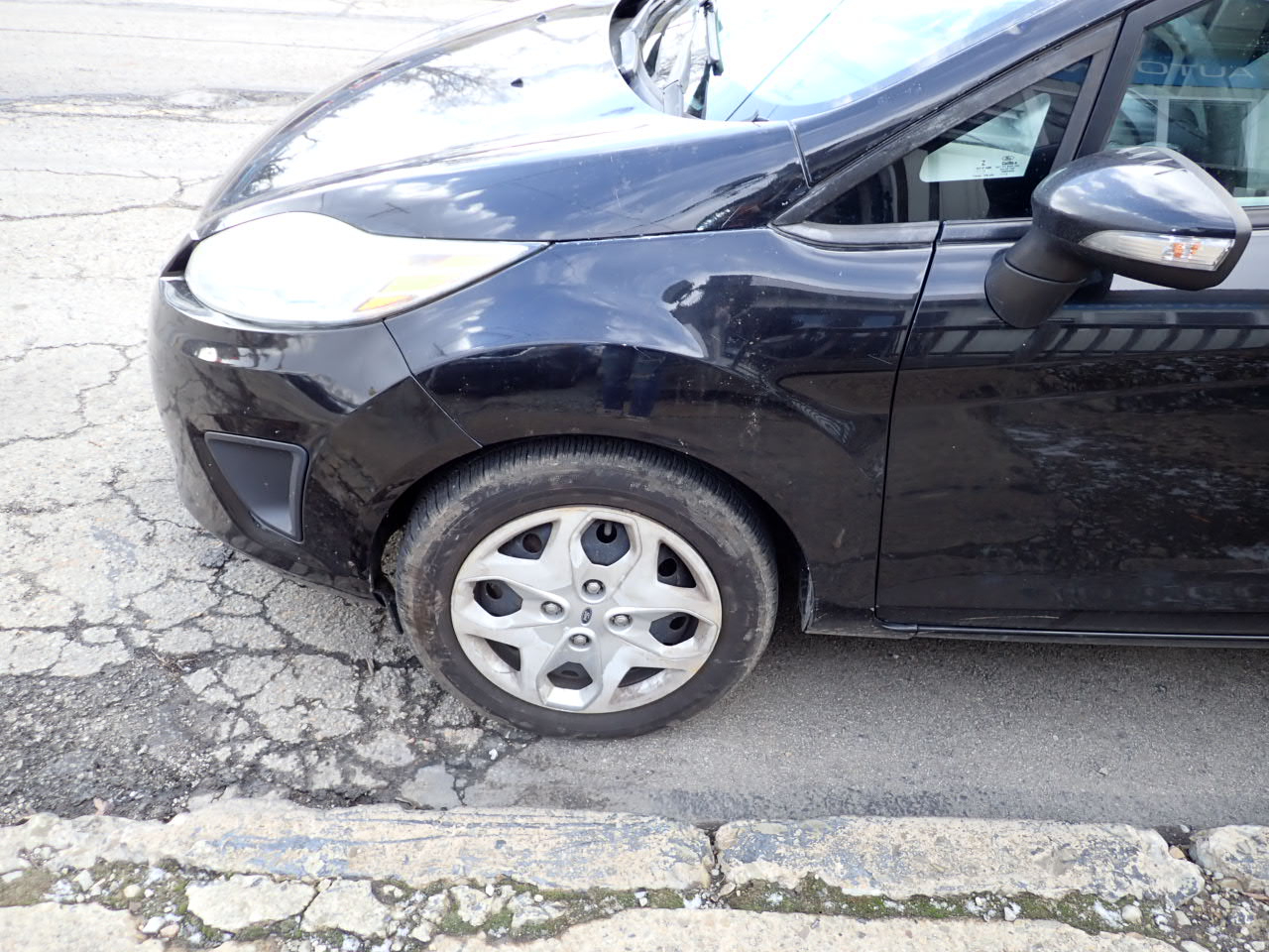 Ford Fiesta SE Hatchback 2013