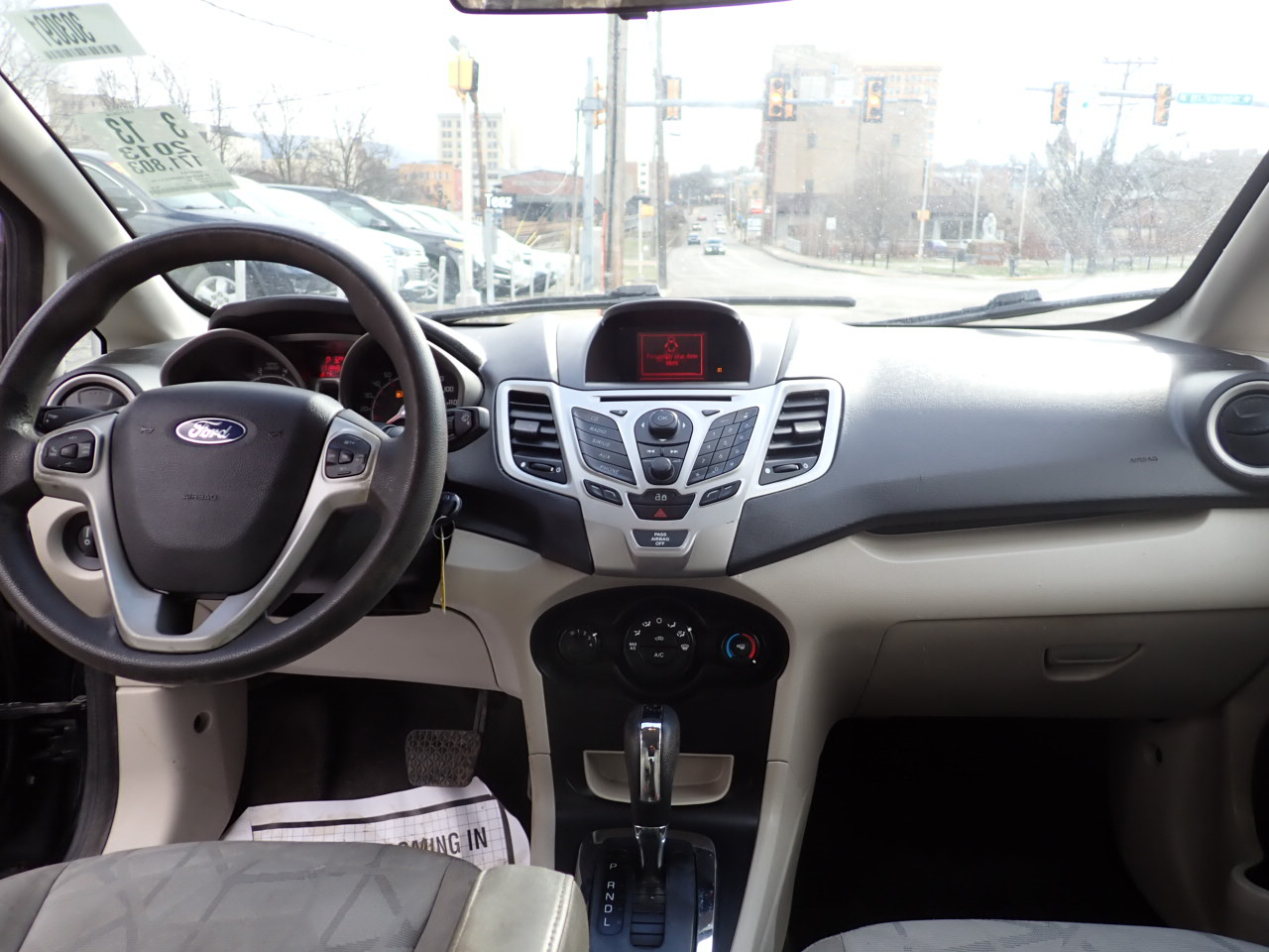 Ford Fiesta SE Hatchback 2013