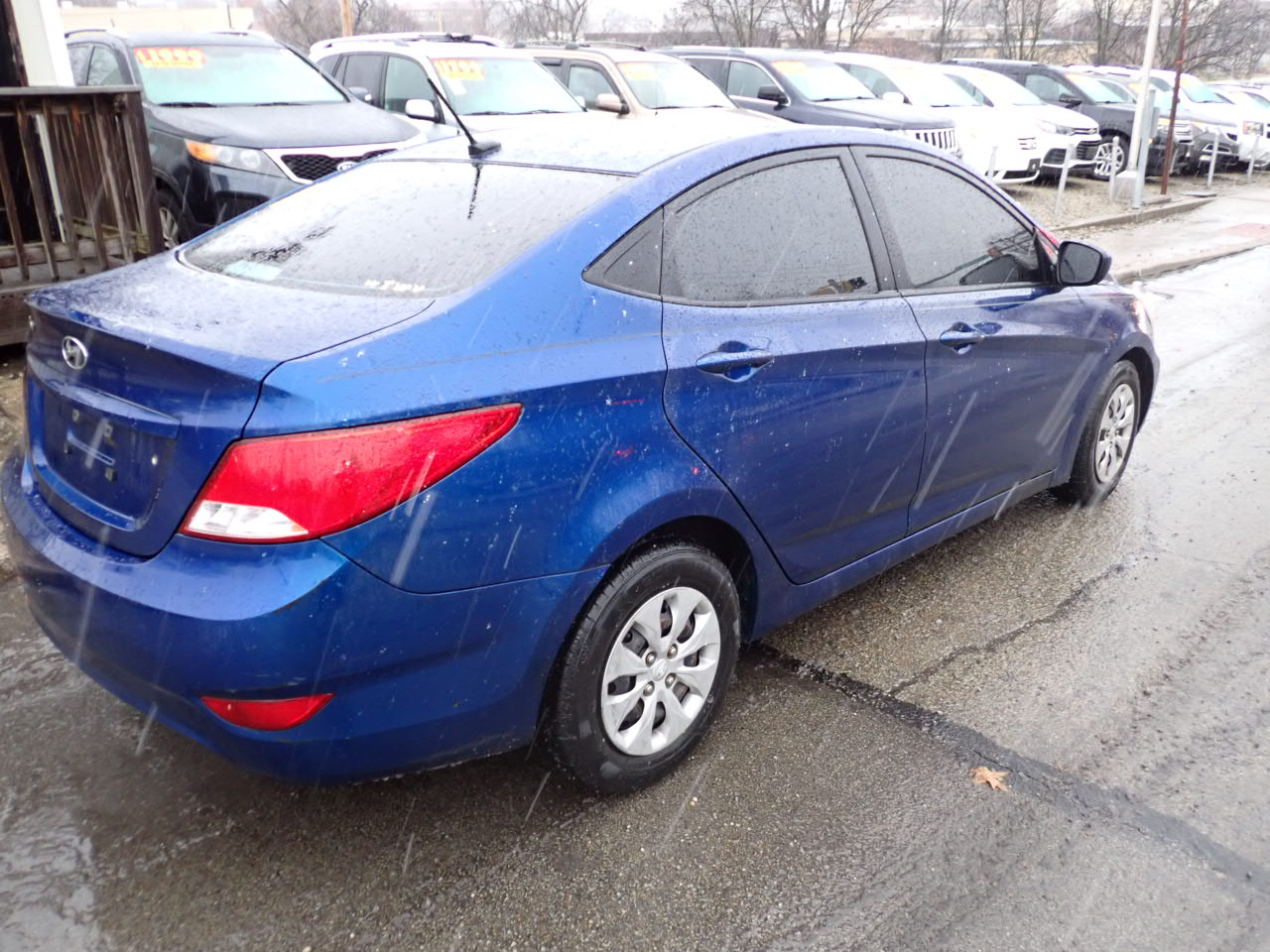 Hyundai Accent GLS 4-Door 6A 2015