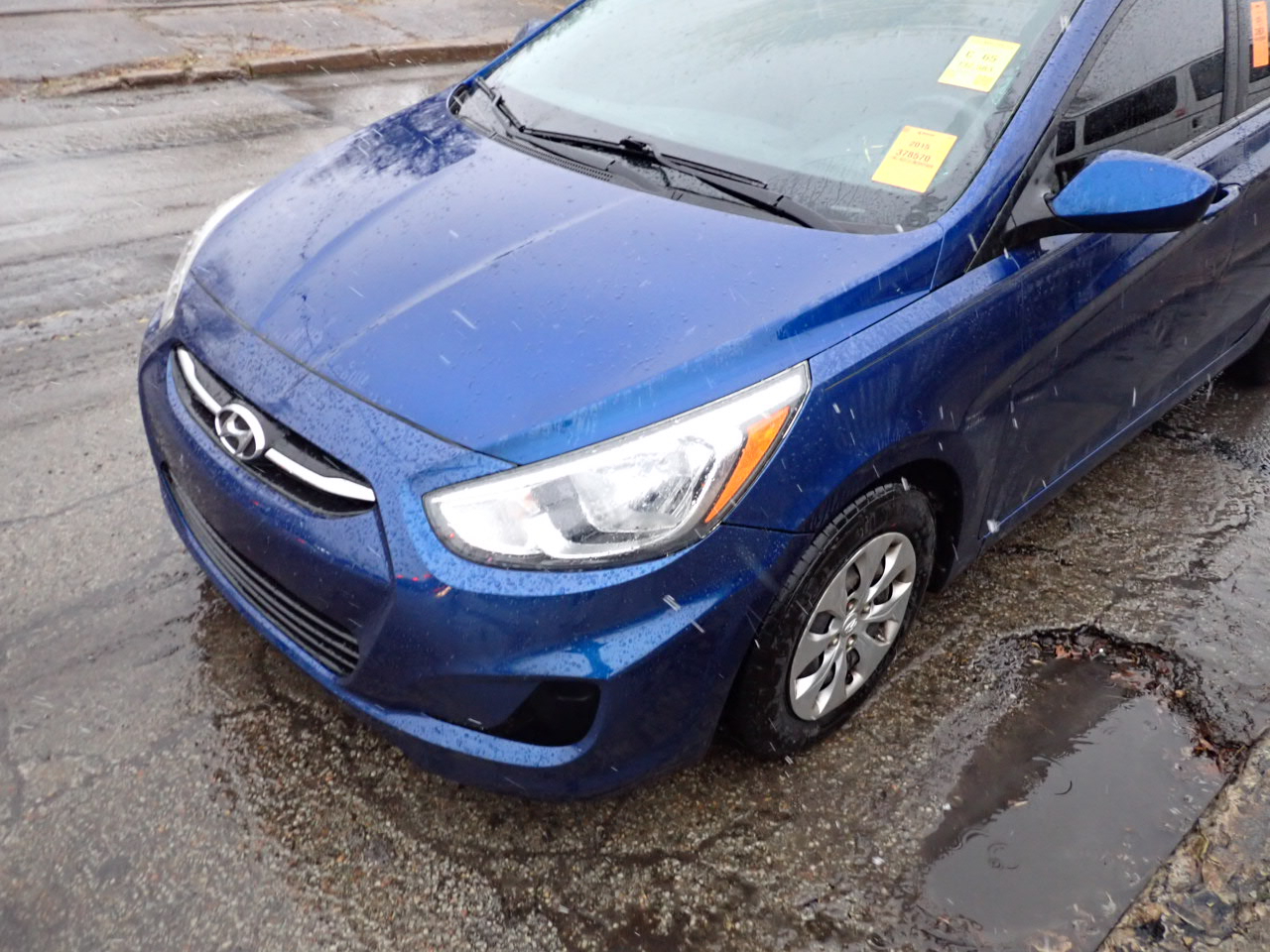 Hyundai Accent GLS 4-Door 6A 2015