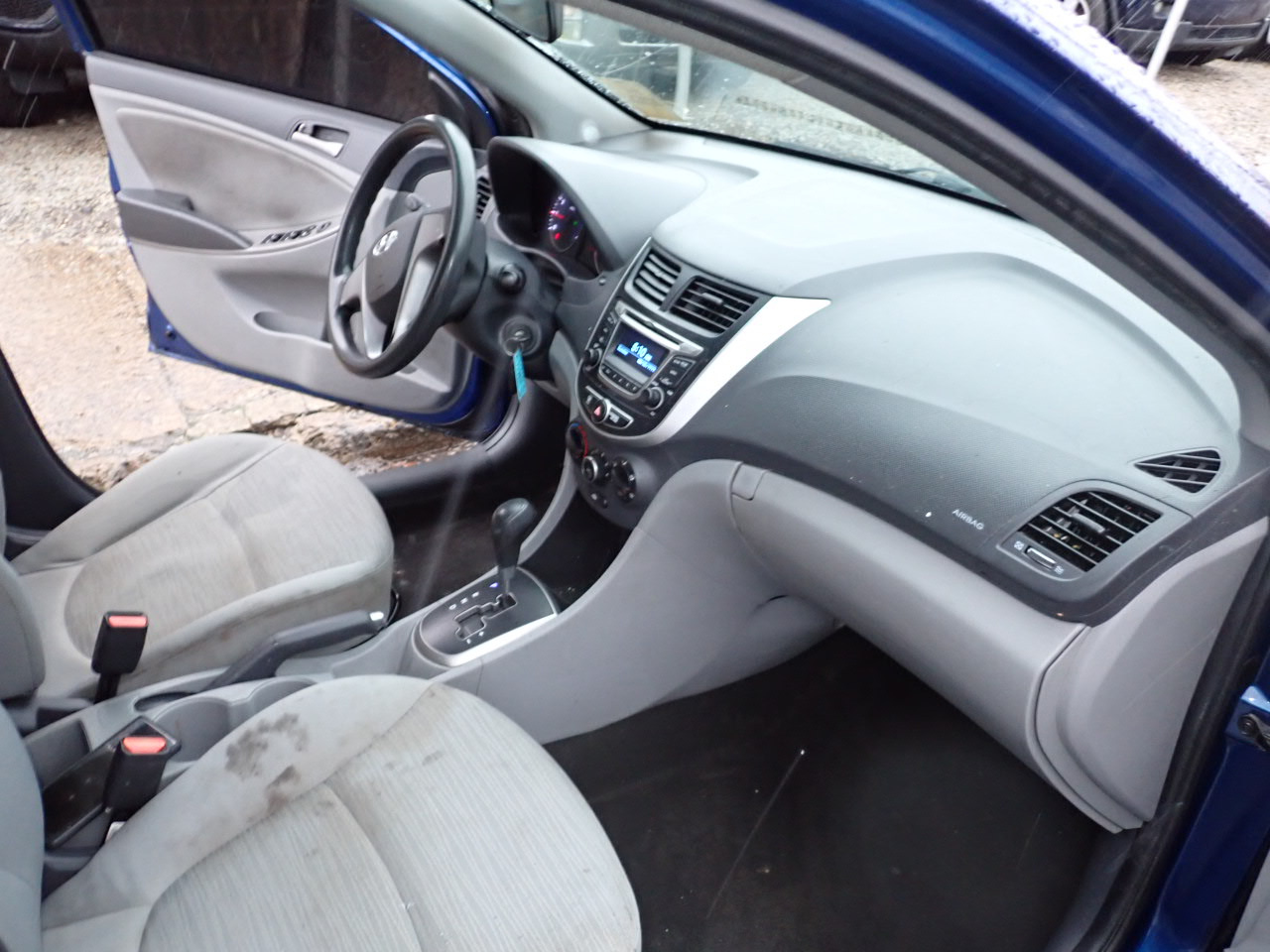 Hyundai Accent GLS 4-Door 6A 2015