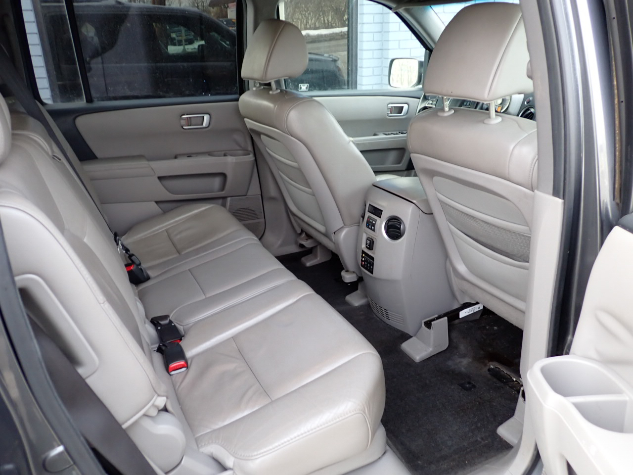 Honda Pilot EX-L 4WD 5-Spd AT with DVD 2011