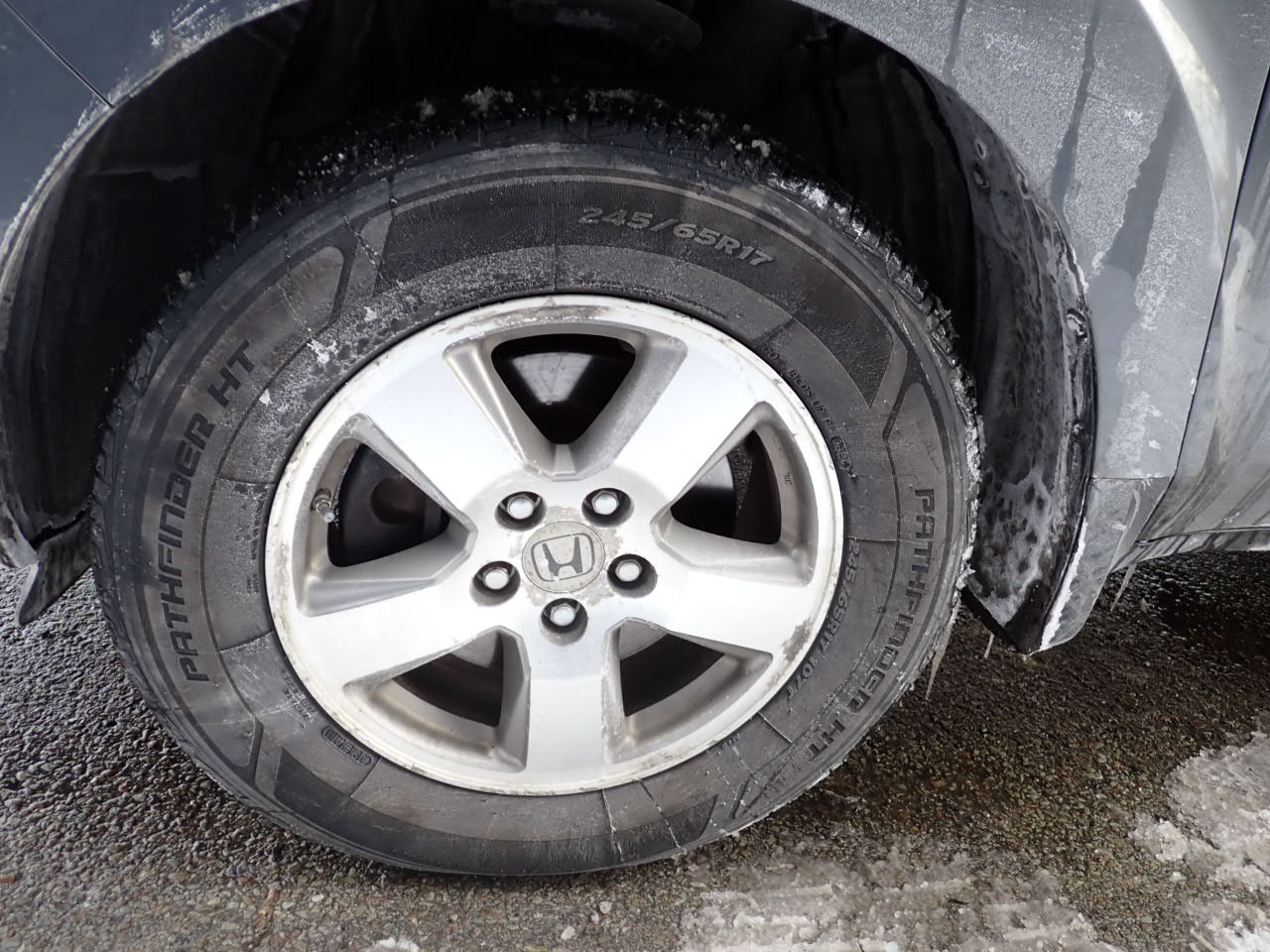 Honda Pilot EX-L 4WD 5-Spd AT with DVD 2011