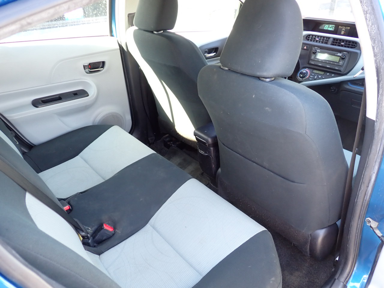 Toyota Prius c One 2012