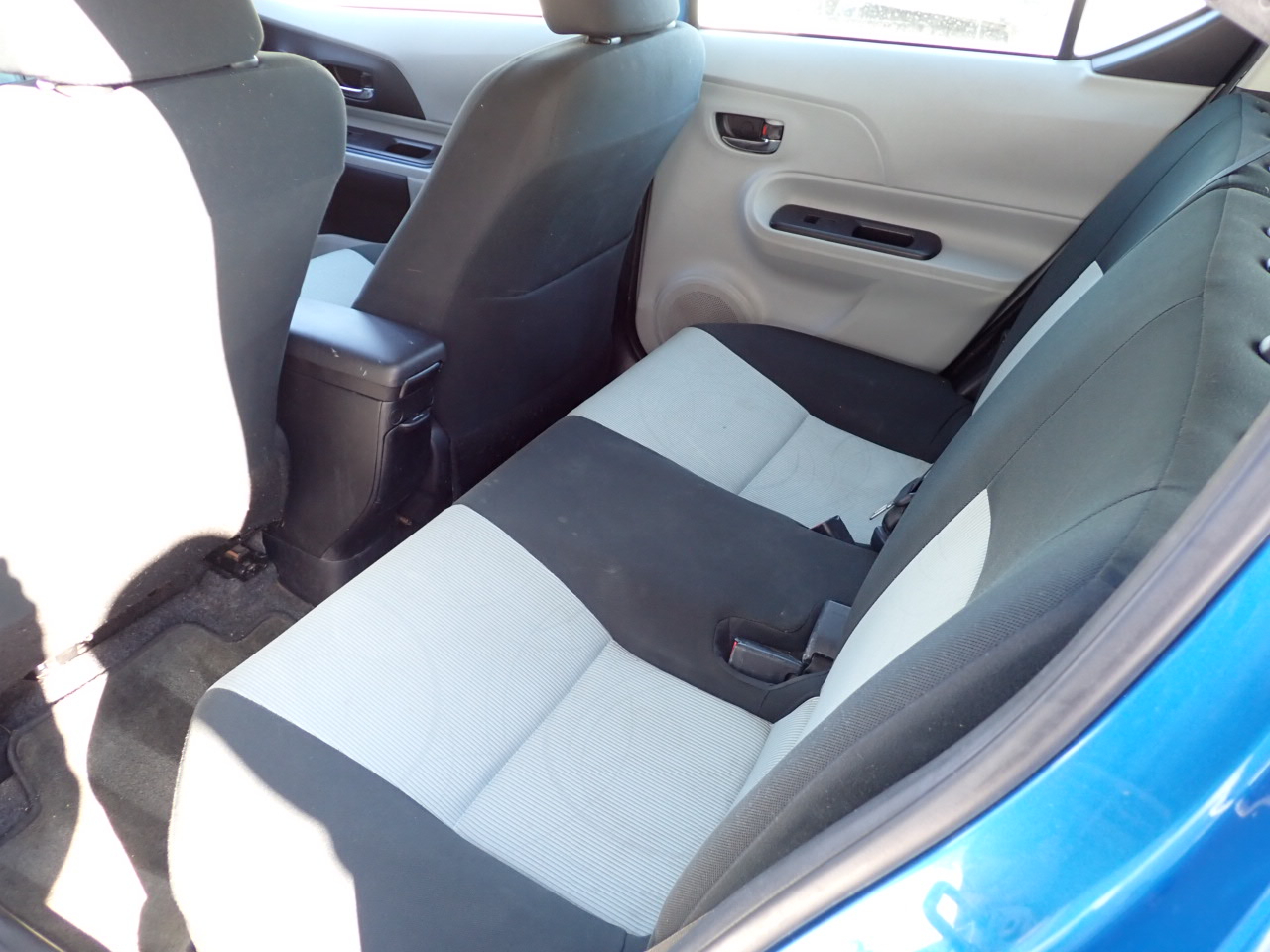 Toyota Prius c One 2012