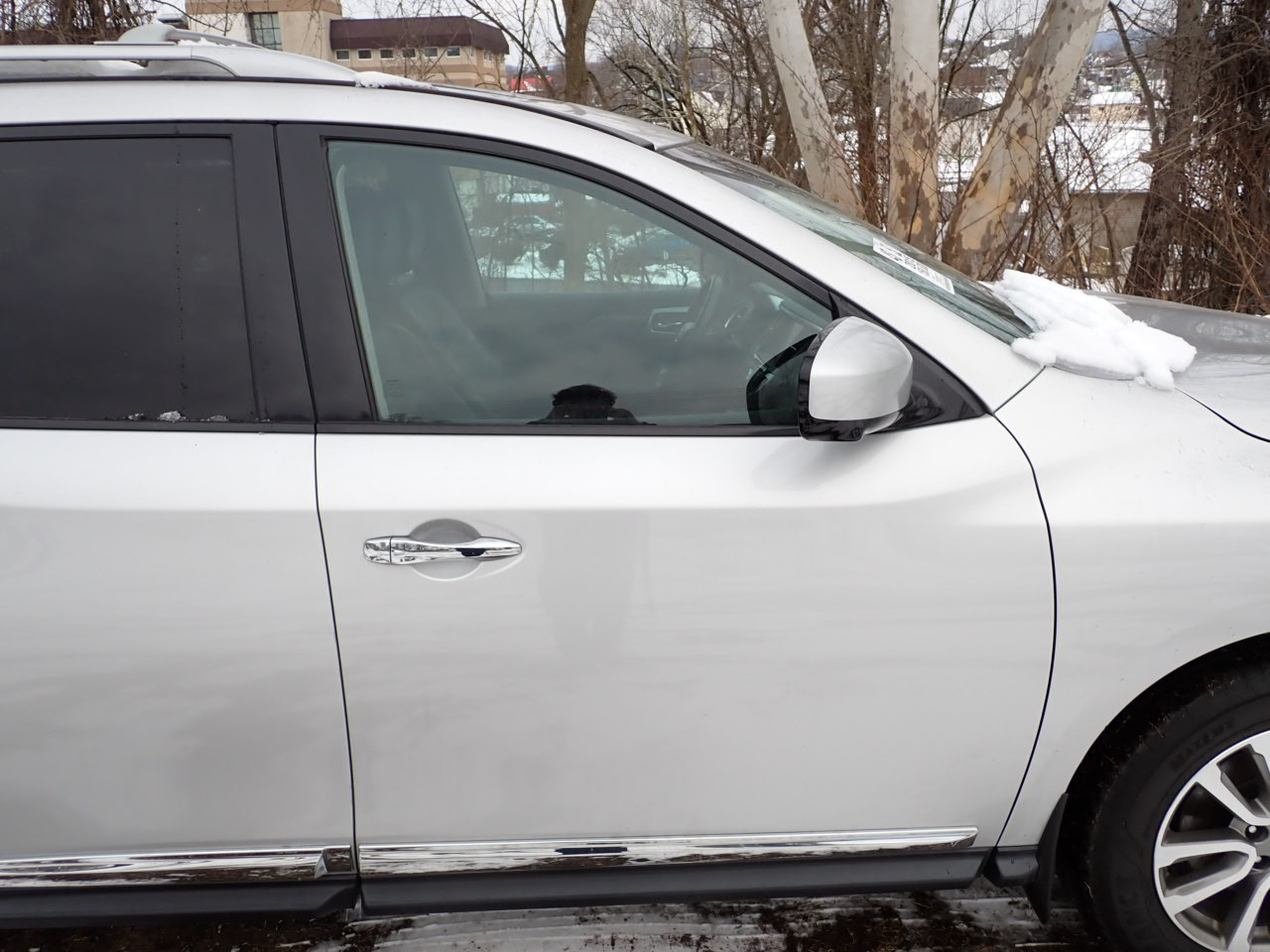 Nissan Pathfinder SV 4WD 2015