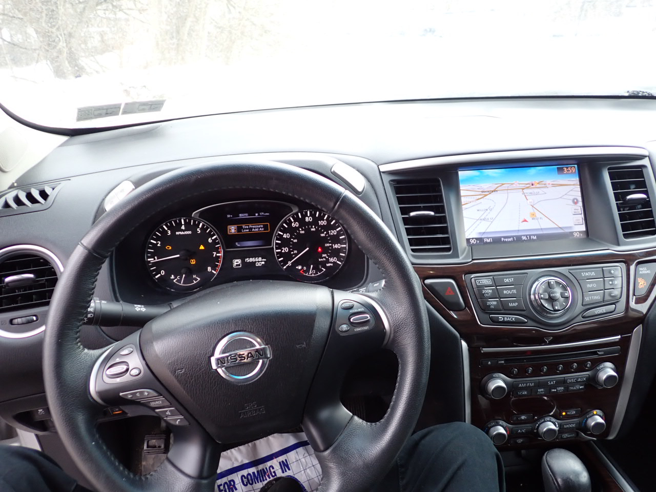 Nissan Pathfinder SV 4WD 2015