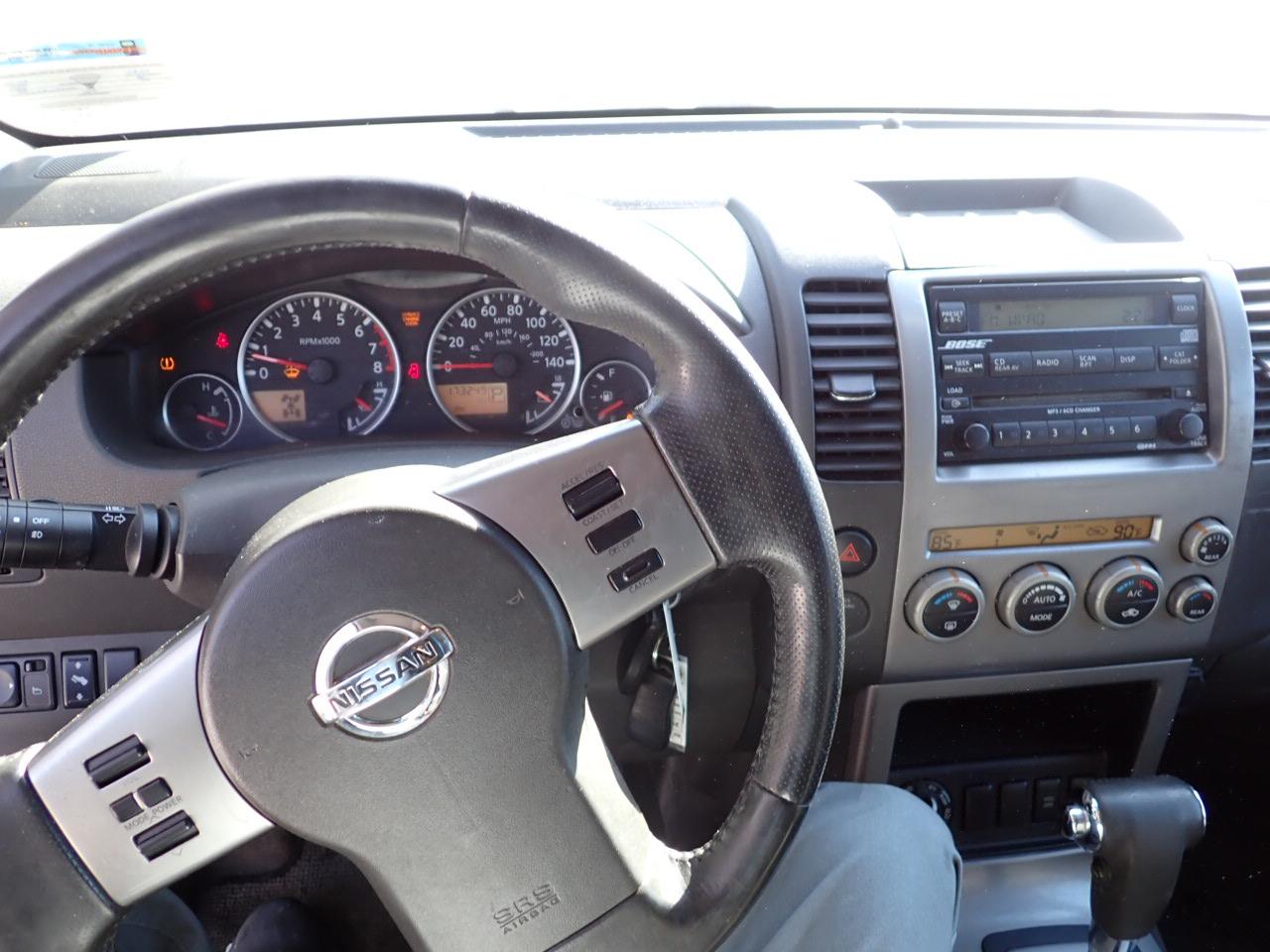 Nissan Pathfinder LE 4WD 2006