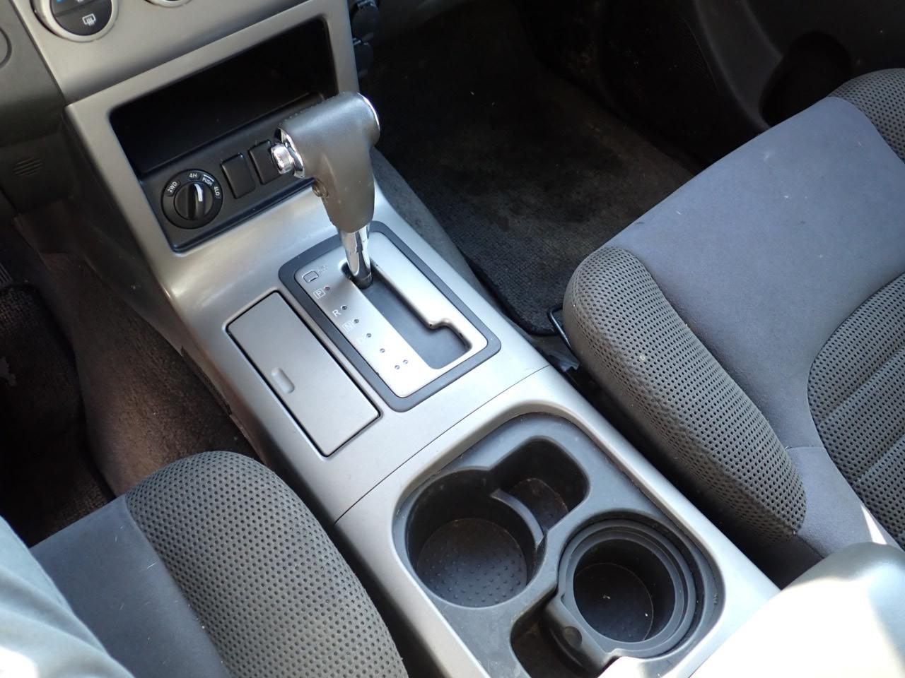 Nissan Pathfinder LE 4WD 2006