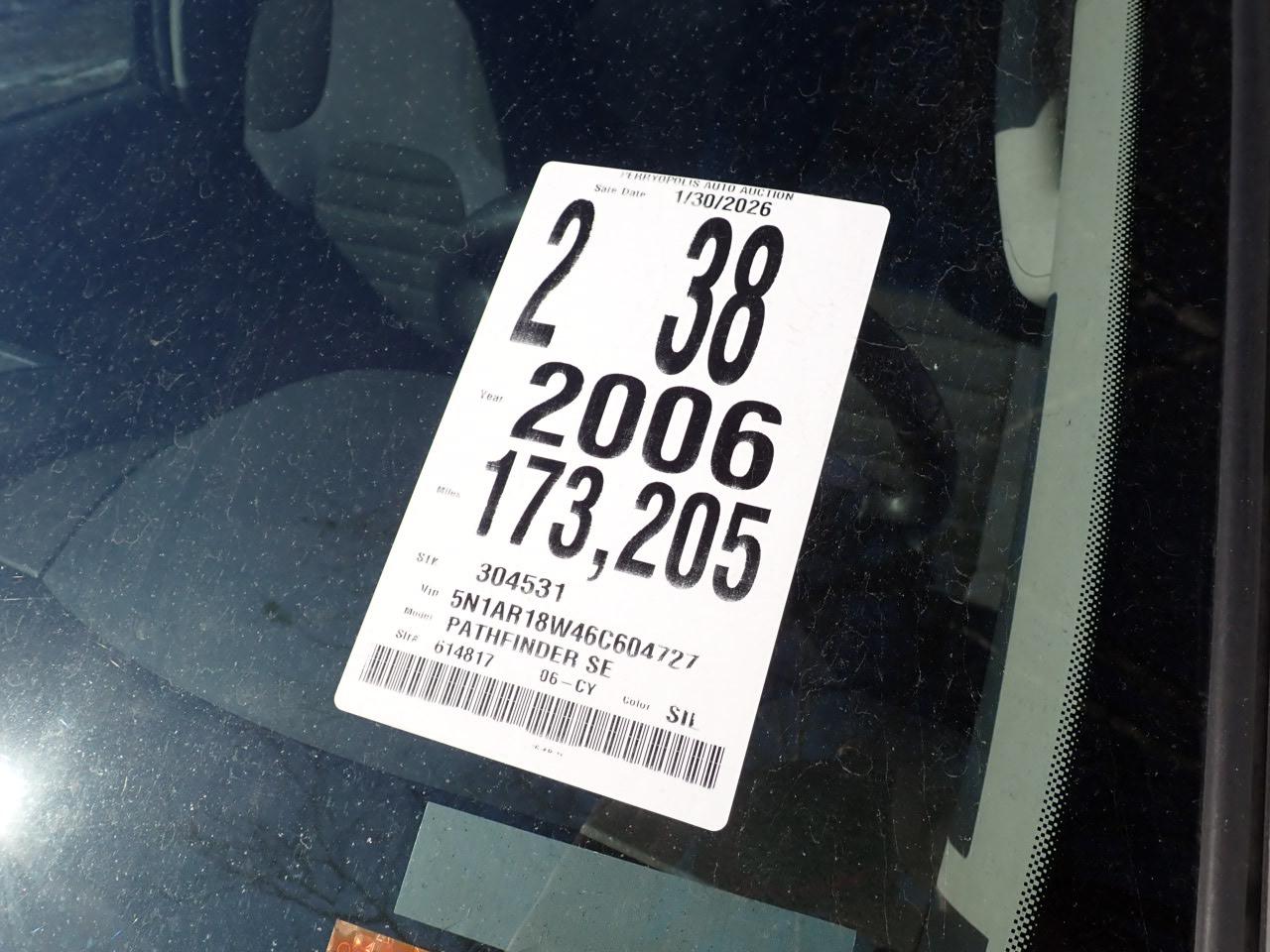 Nissan Pathfinder LE 4WD 2006