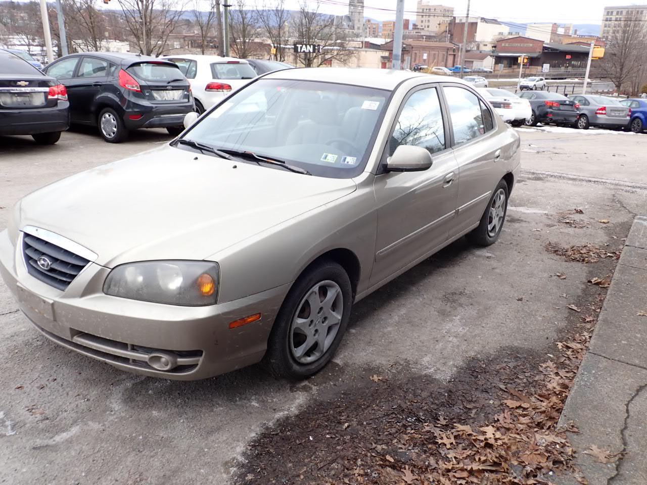 Hyundai Elantra GLS 4-Door 2005