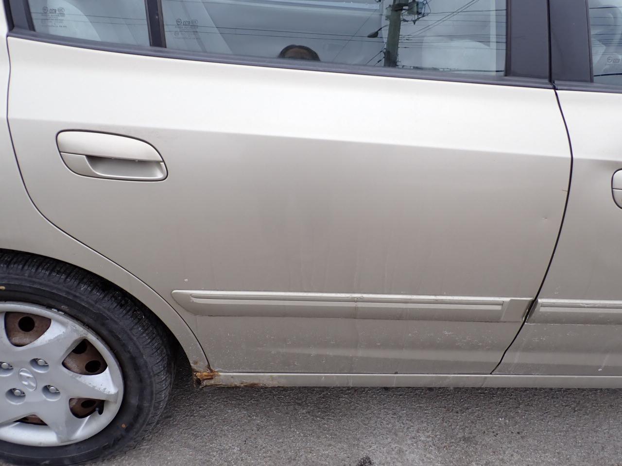 Hyundai Elantra GLS 4-Door 2005