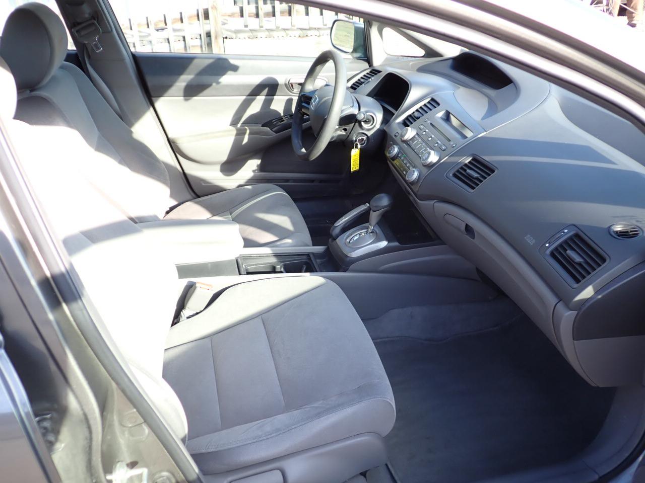 Honda Civic LX Sedan AT 2006