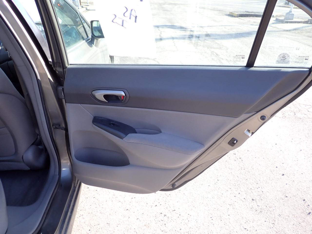 Honda Civic LX Sedan AT 2006