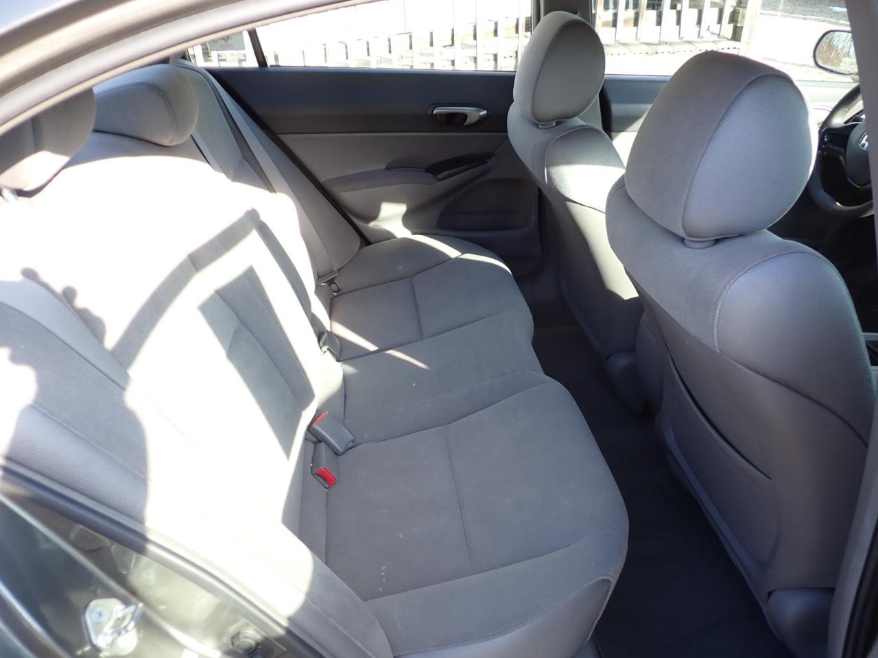 Honda Civic LX Sedan AT 2006