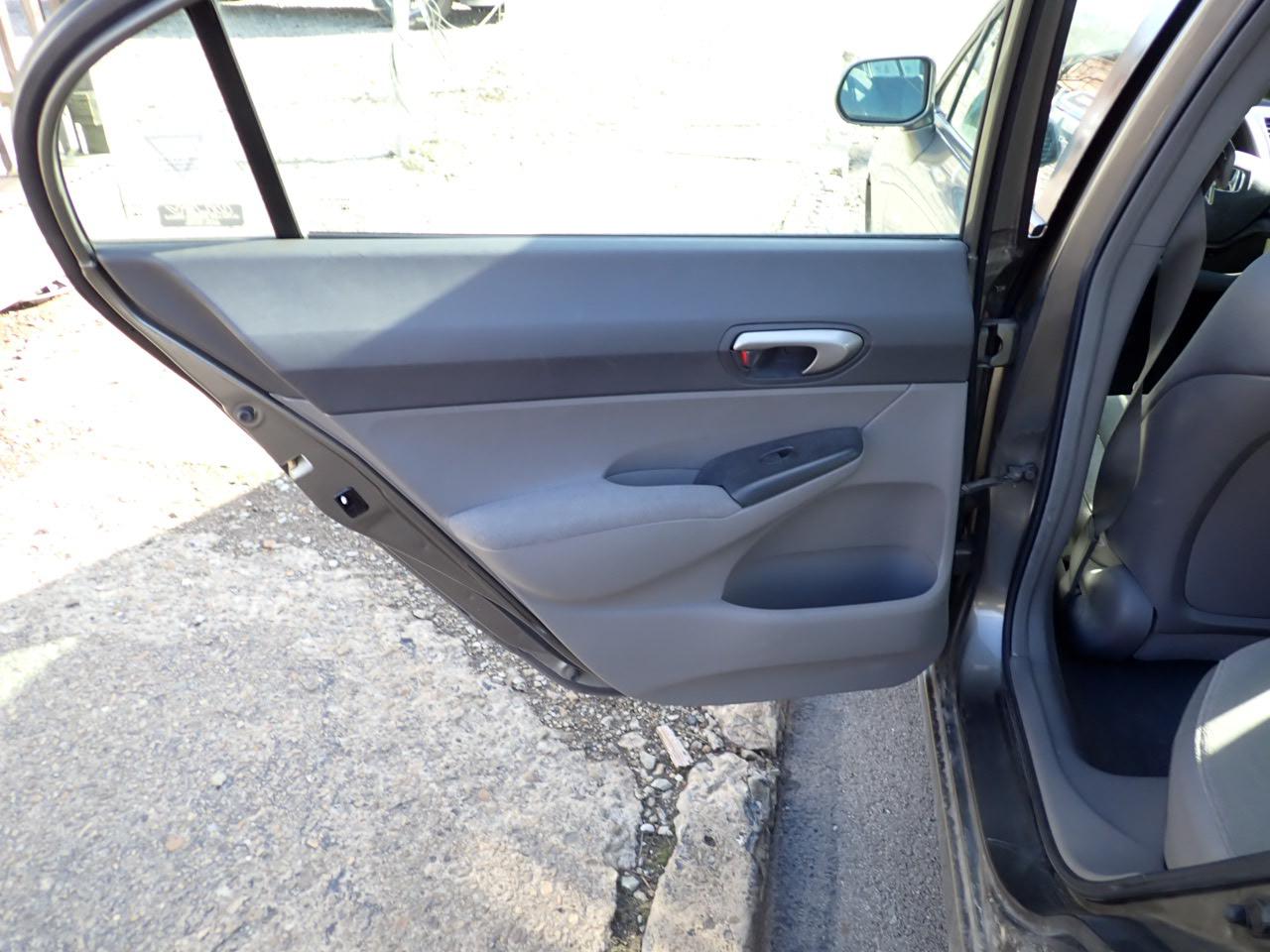 Honda Civic LX Sedan AT 2006