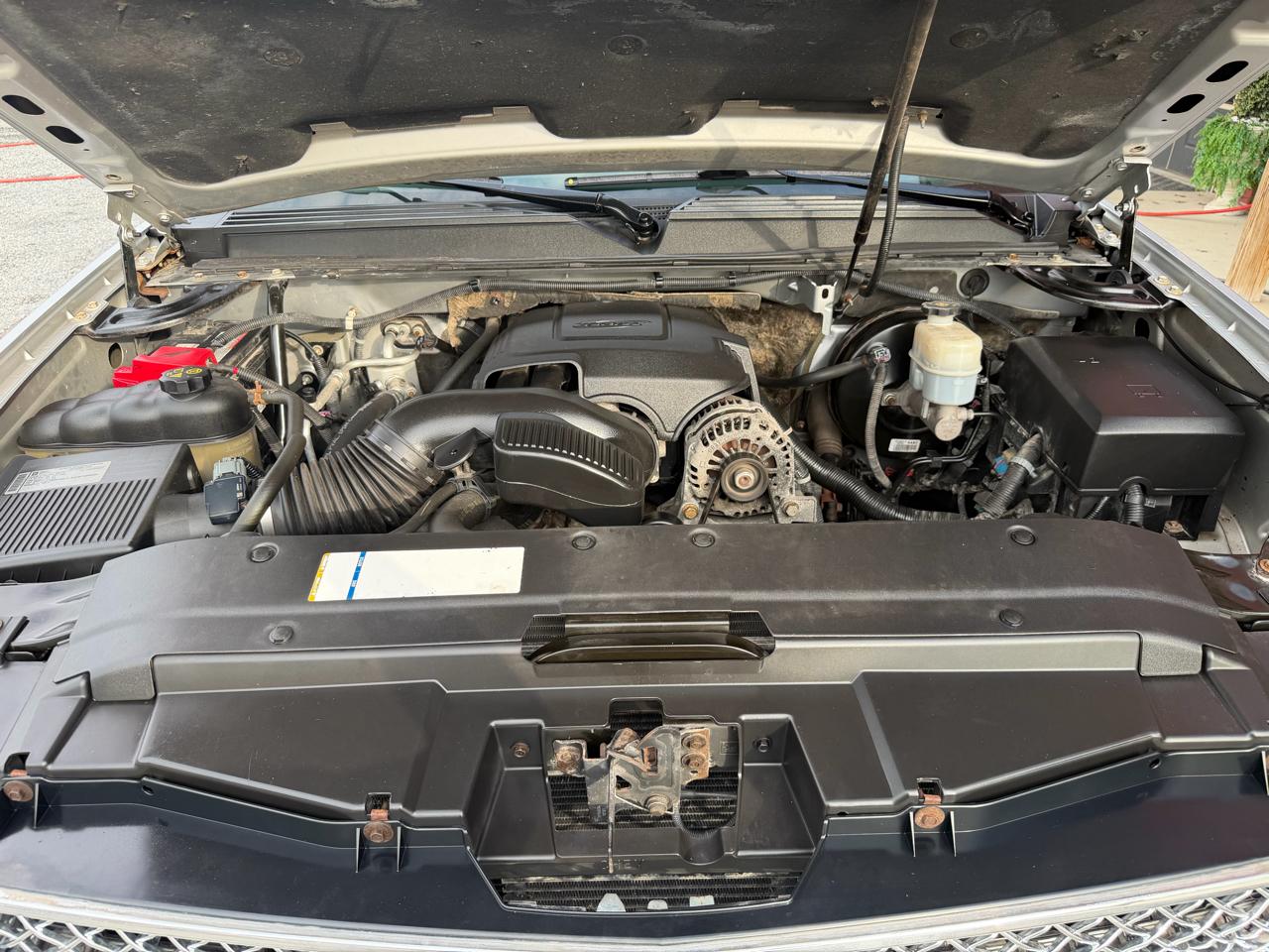 Chevrolet Avalanche LTZ 4WD 2011