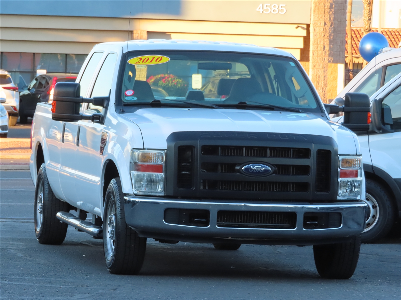 2010 Ford F-250 SD Crew Cab 156 XL