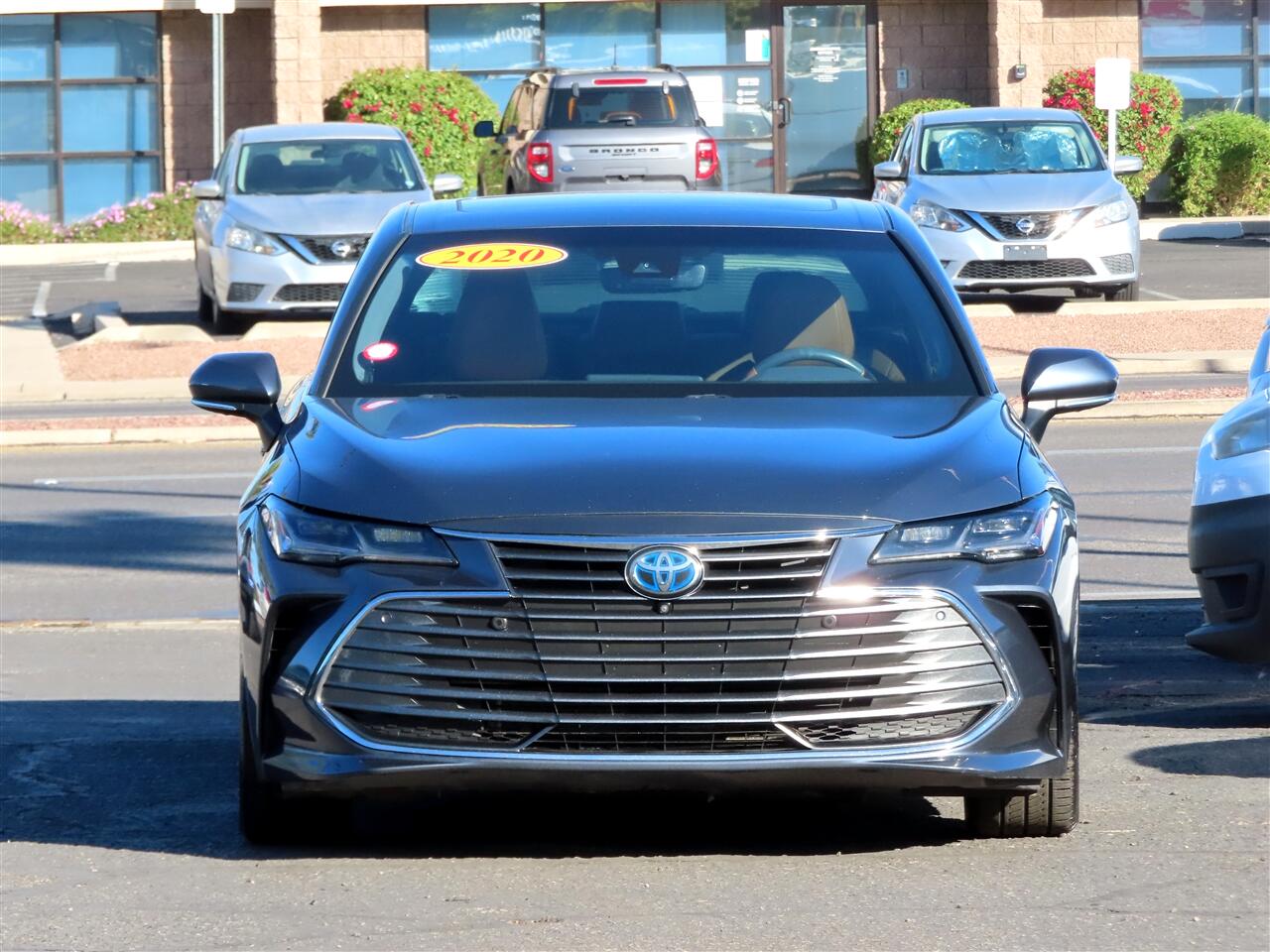 Toyota Avalon Hybrid  2020