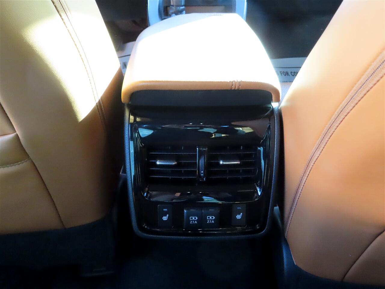 Toyota Avalon Hybrid  2020