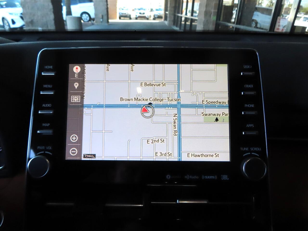 Toyota Avalon Hybrid  2020