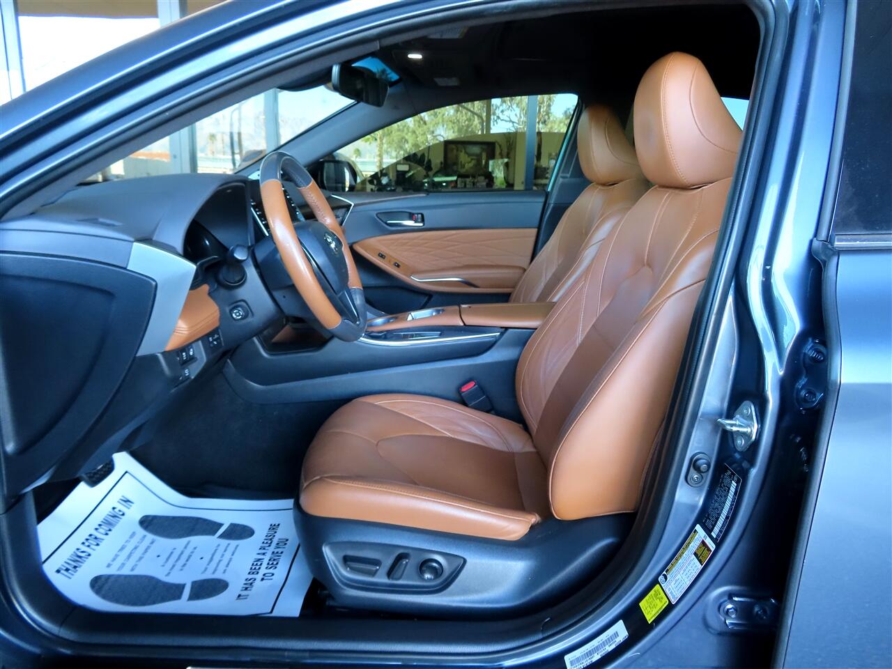 Toyota Avalon Hybrid  2020