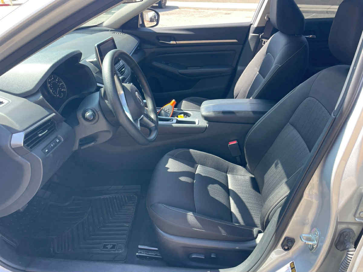Nissan Altima 2.5 SV 2022