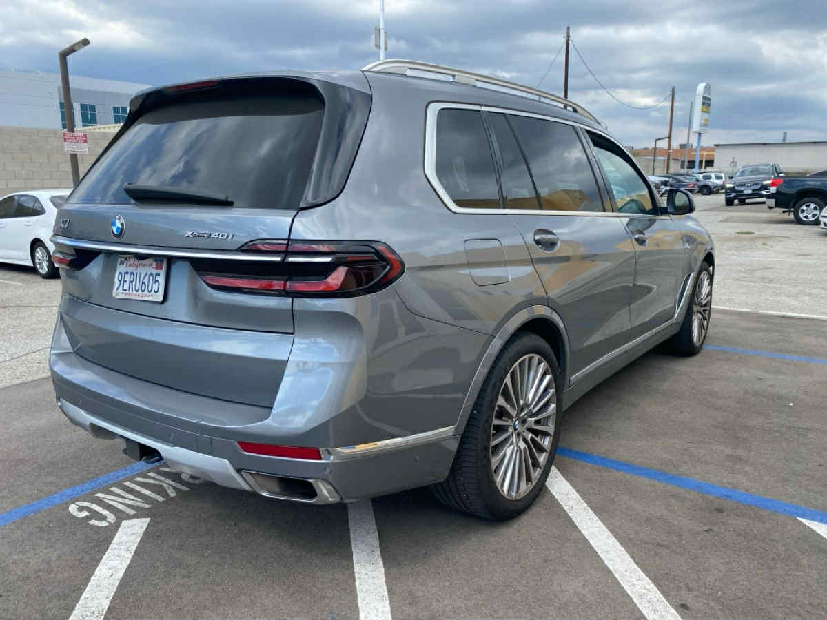 BMW X7 xDrive40i 2023
