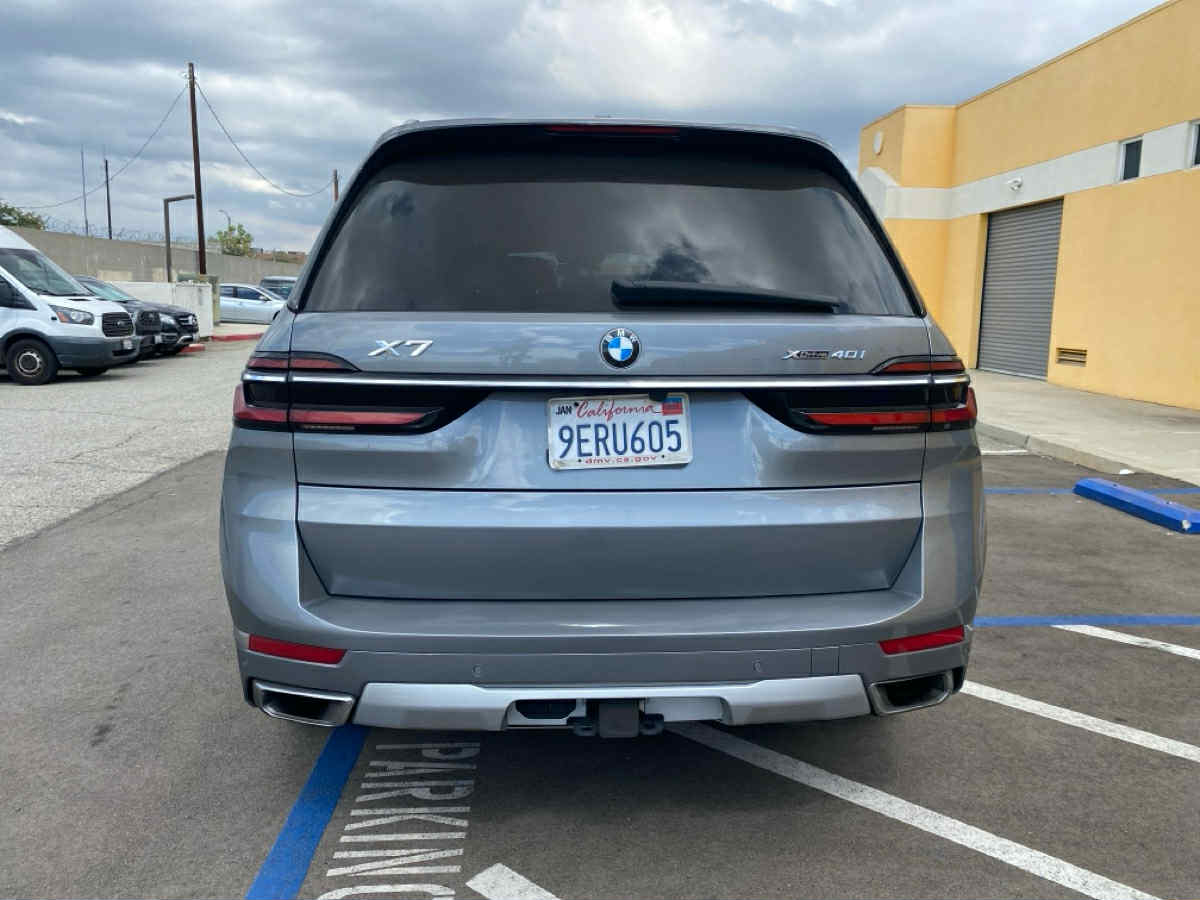 BMW X7 xDrive40i 2023