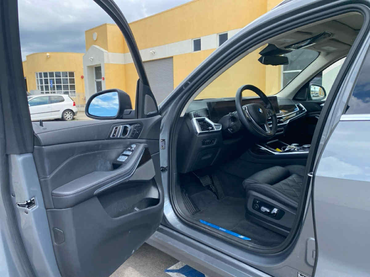 BMW X7 xDrive40i 2023