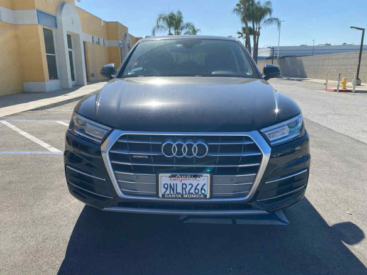 Audi Q5 2.0T Premium quattro 2020