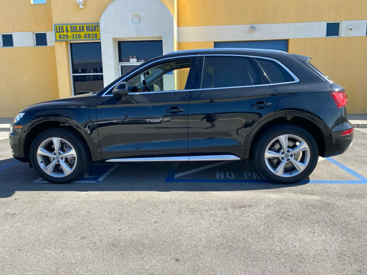 Audi Q5 2.0T Premium quattro 2020