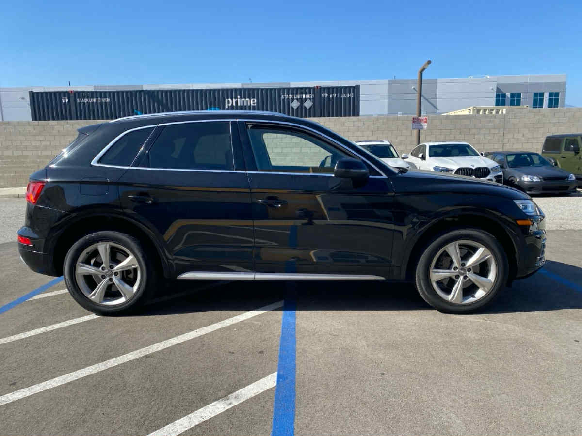 Audi Q5 2.0T Premium quattro 2020