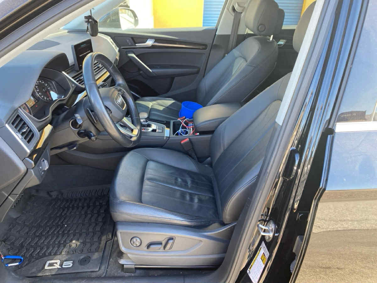 Audi Q5 2.0T Premium quattro 2020