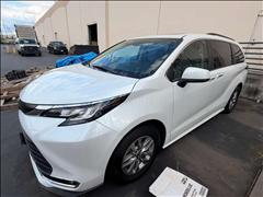 2022 Toyota Sienna 