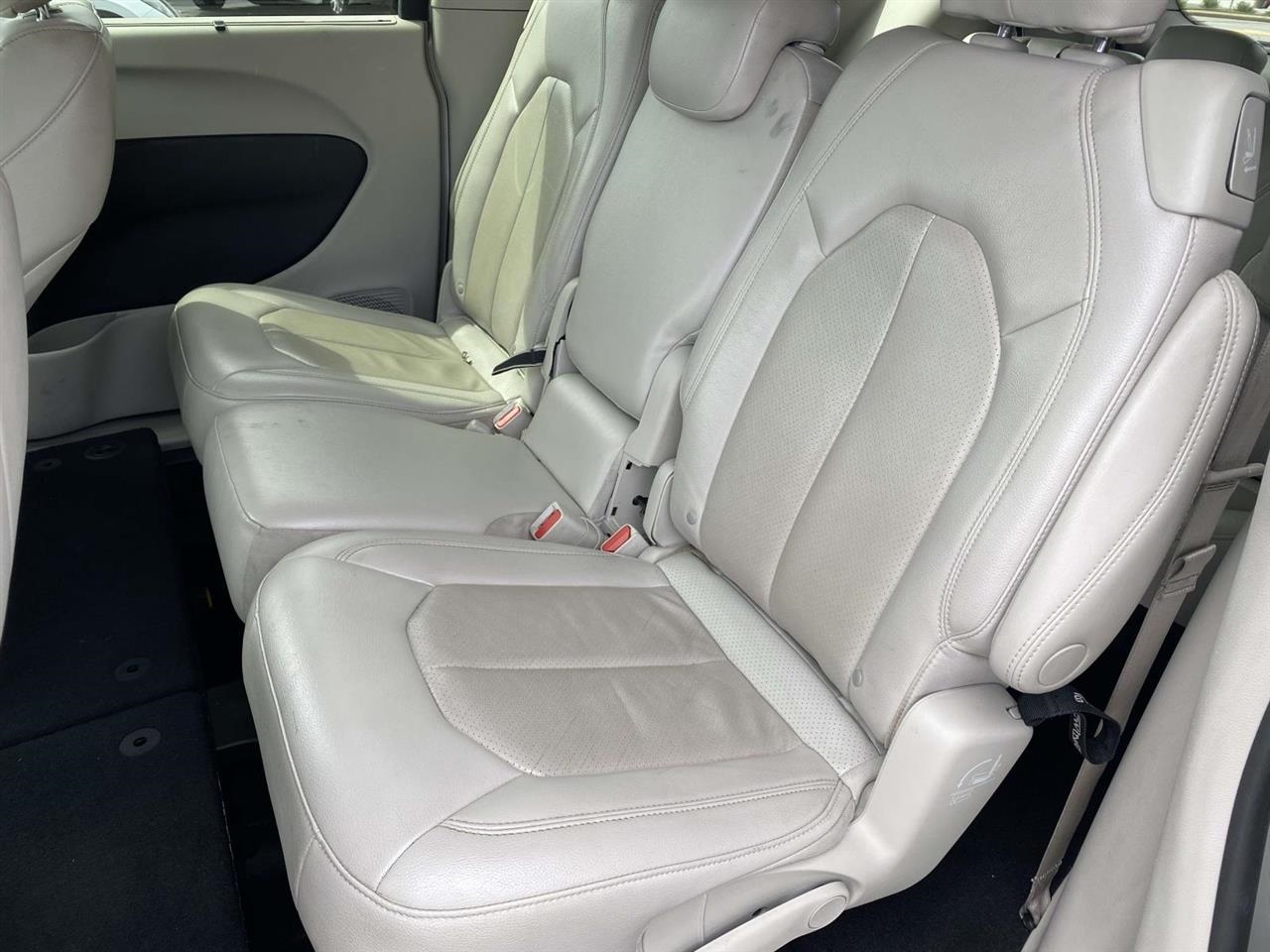 Chrysler Pacifica  2021