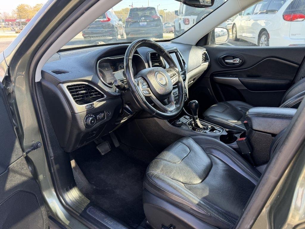 Jeep Cherokee  2019
