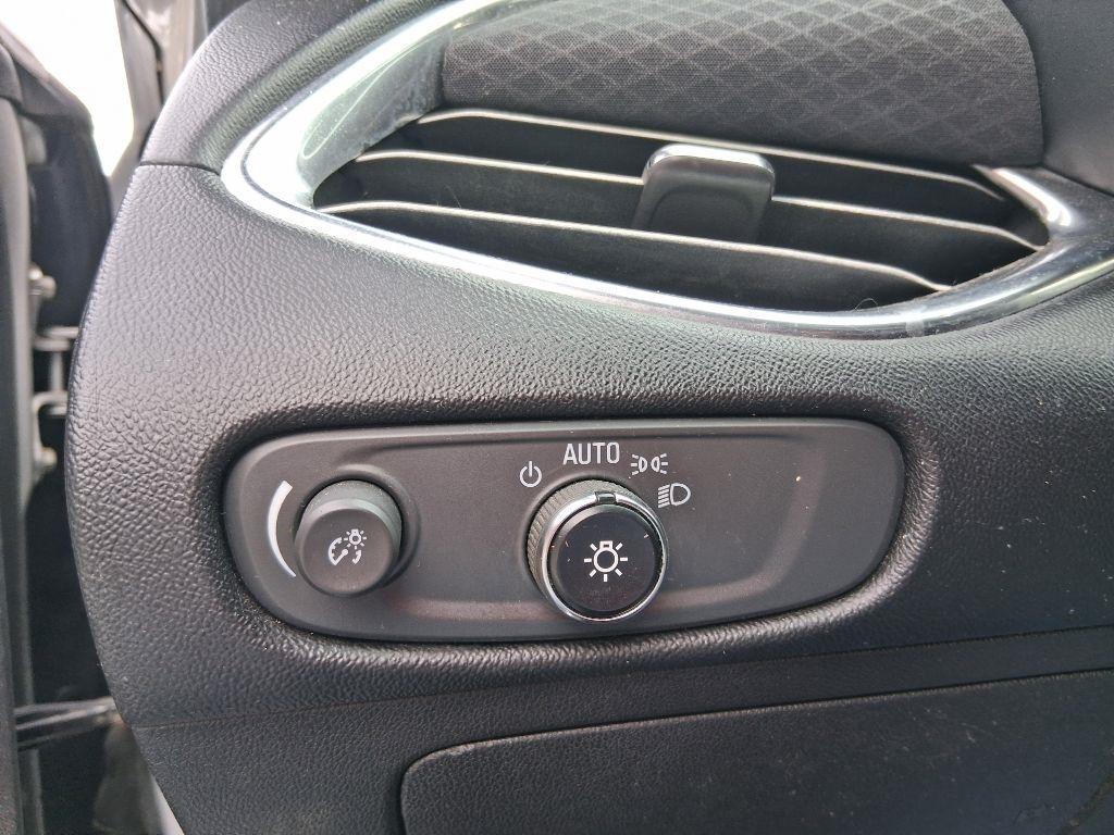 Chevrolet Malibu  2017