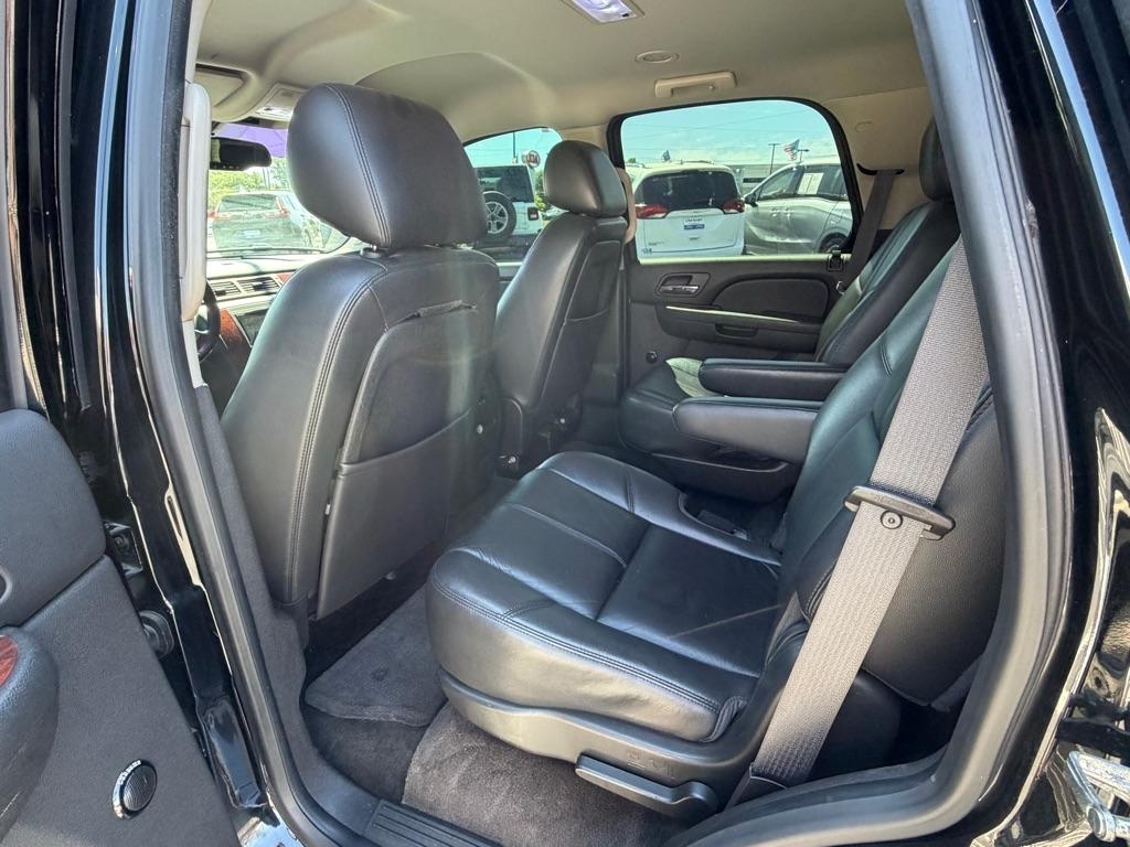 Chevrolet Tahoe  2013