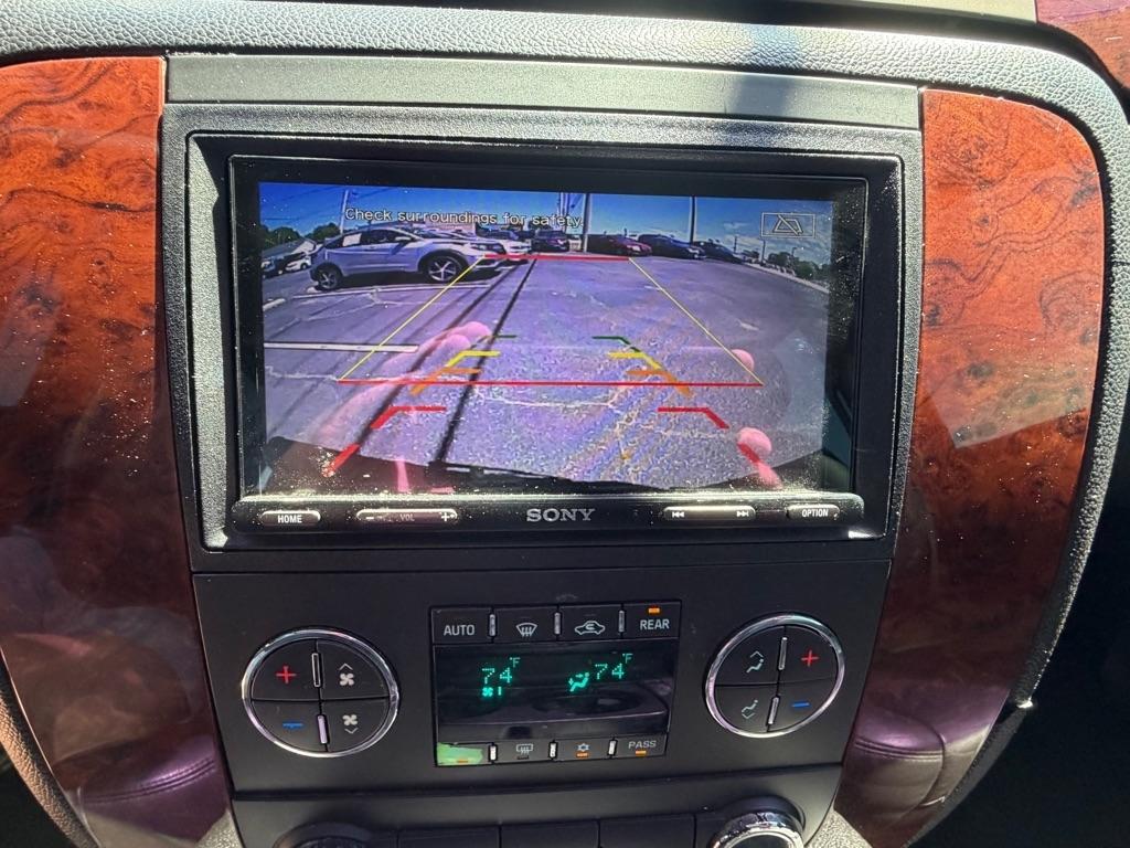 Chevrolet Tahoe  2013