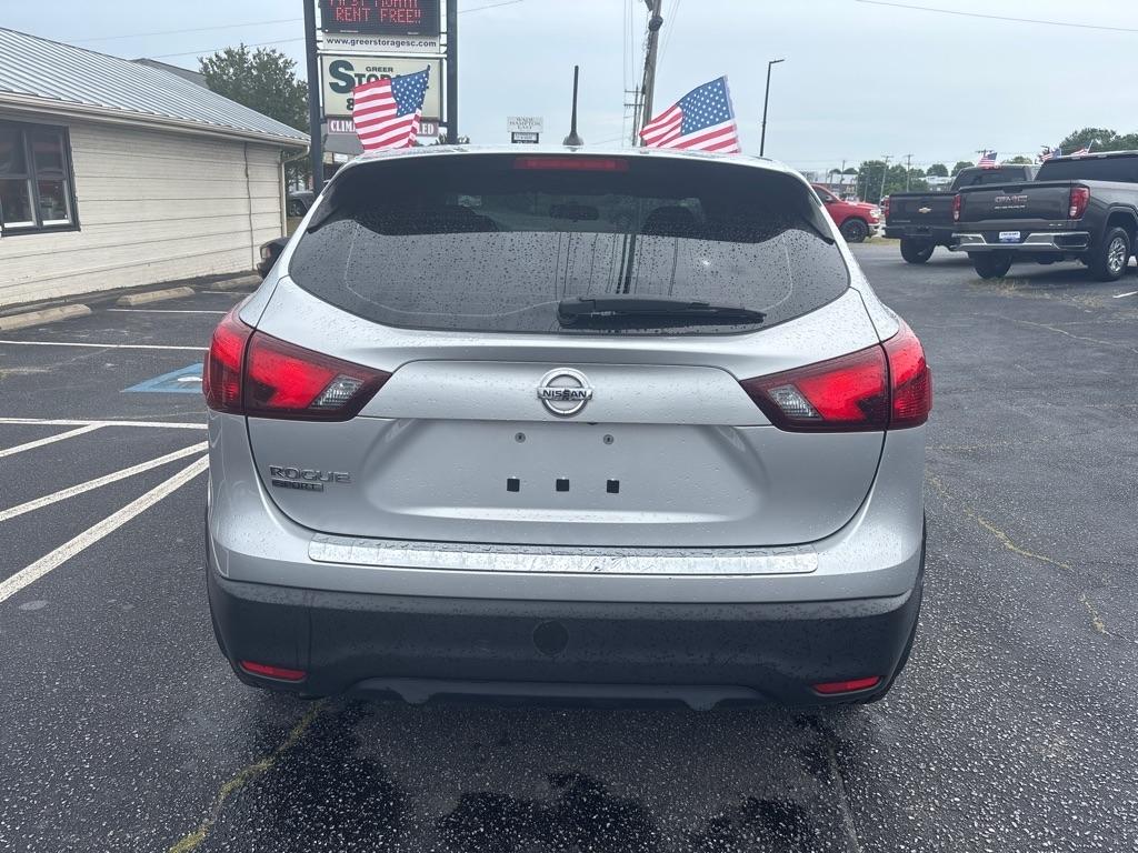 Nissan Rogue Sport  2018