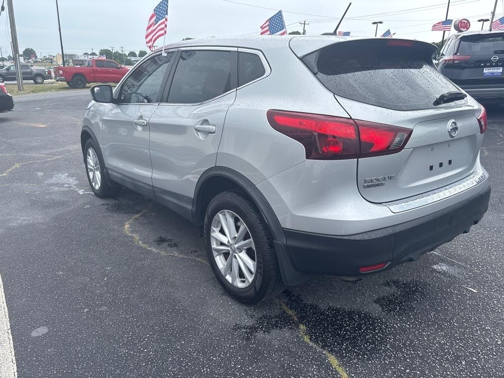 Nissan Rogue Sport  2018