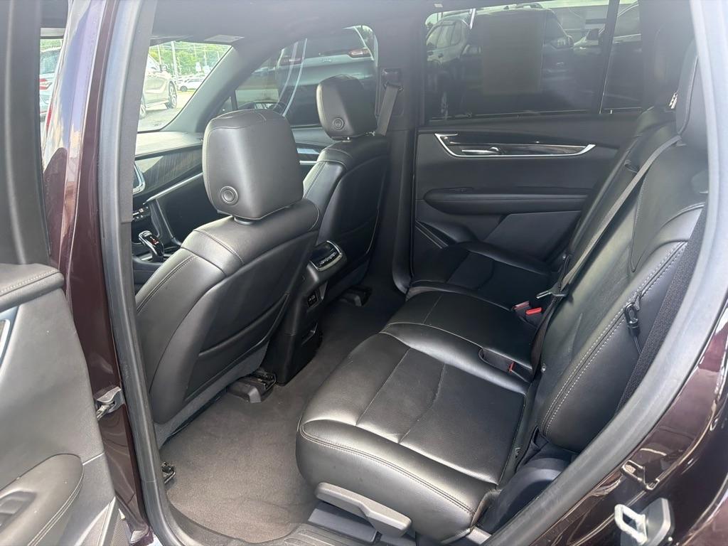 Cadillac XT6  2021