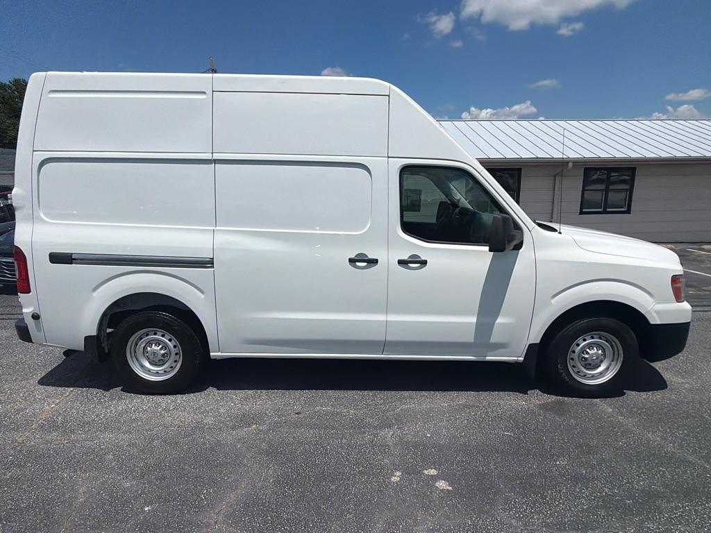 Nissan NV Cargo  2021