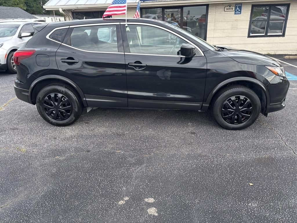 Nissan Rogue Sport  2019