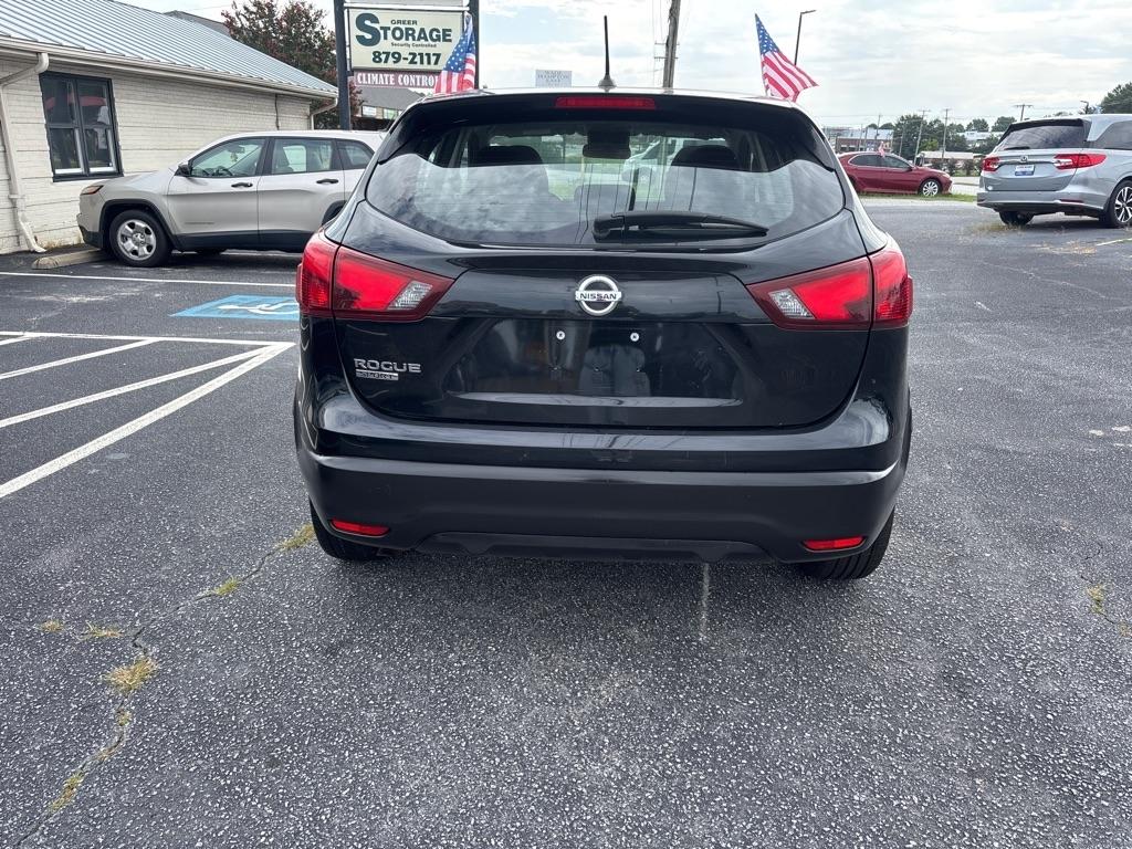 Nissan Rogue Sport  2019