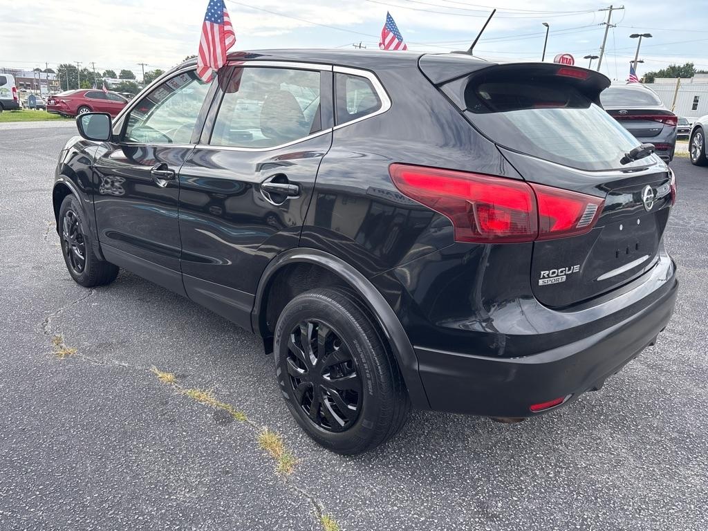 Nissan Rogue Sport  2019