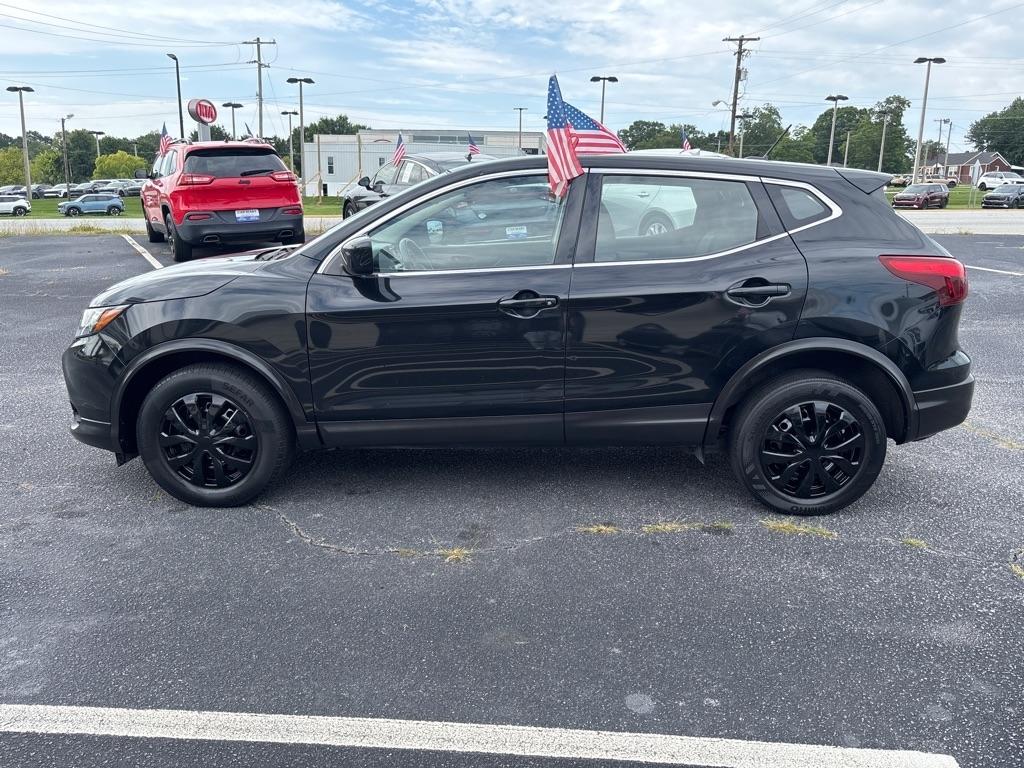 Nissan Rogue Sport  2019