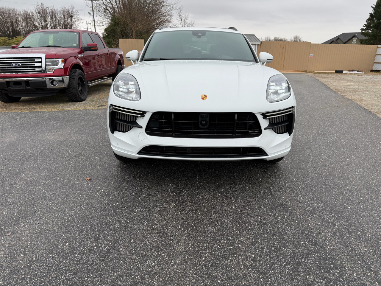 Porsche Macan Turbo 2021